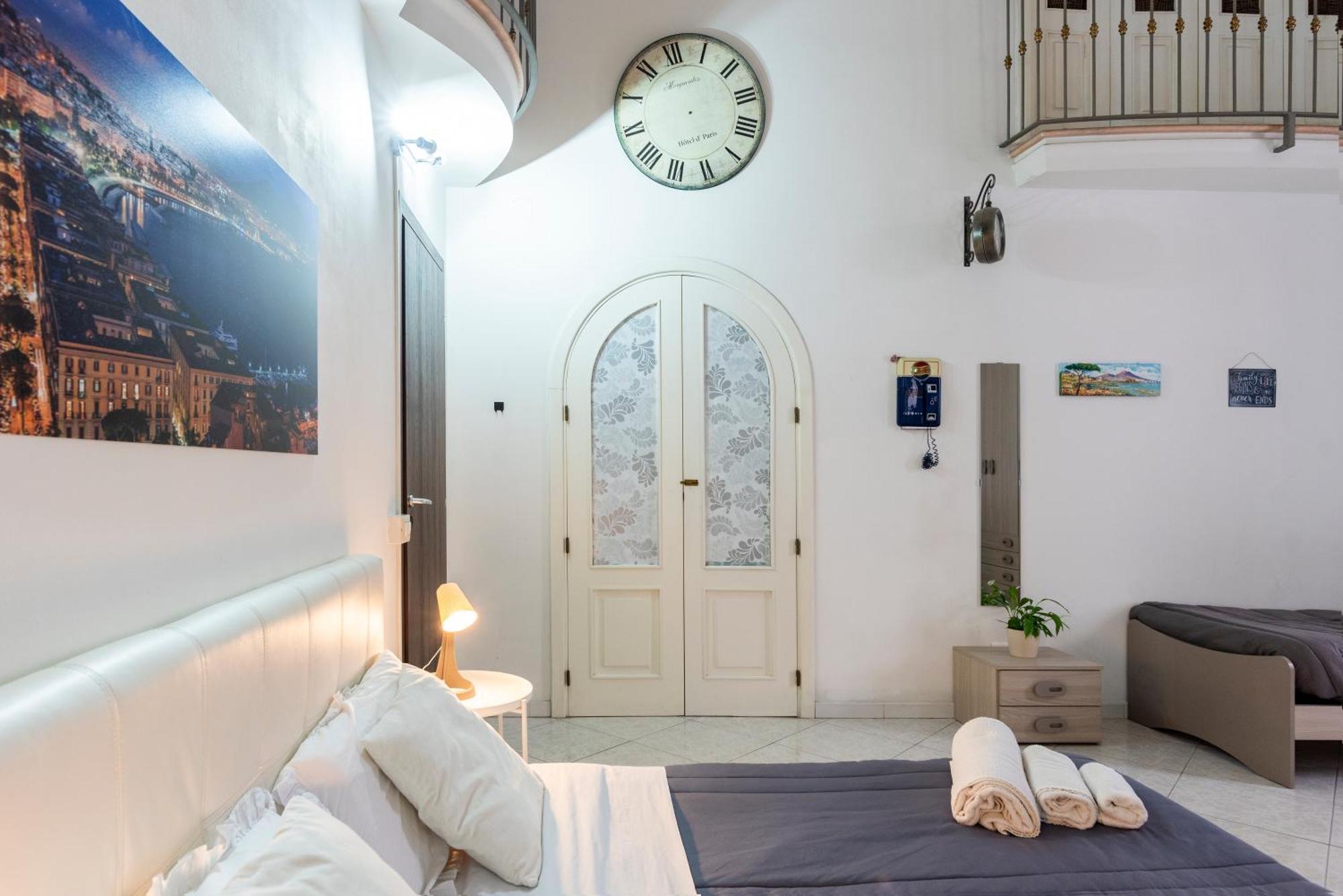 Napoli Centro, Dm Suites Exterior foto